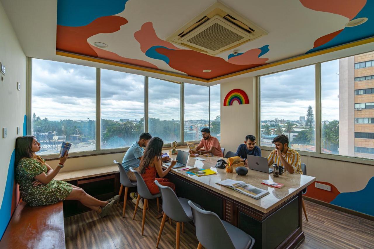 The Hosteller Bangalore, Brigade Road Екстер'єр фото